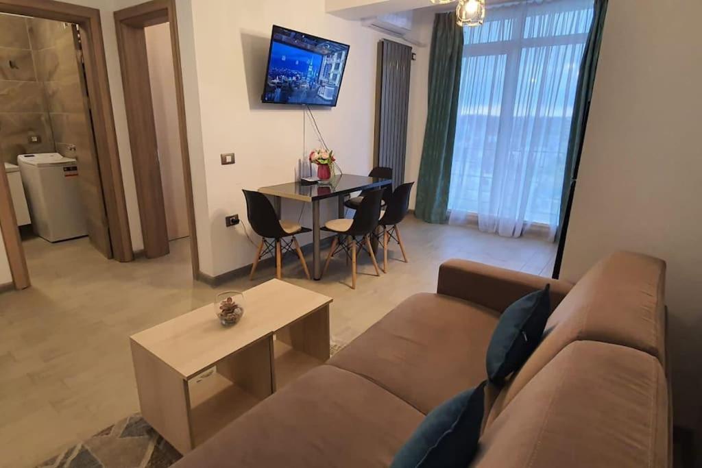 Luxury Seaview 2 Bedrooms Alezzy Resort Неводарі Екстер'єр фото