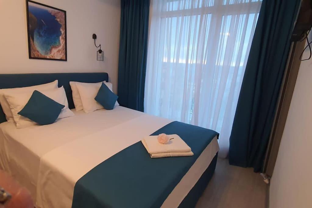 Luxury Seaview 2 Bedrooms Alezzy Resort Неводарі Екстер'єр фото